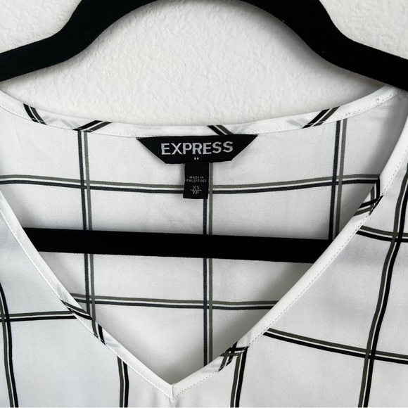 Express‎ Dress Shirt - Picture 2 of 4